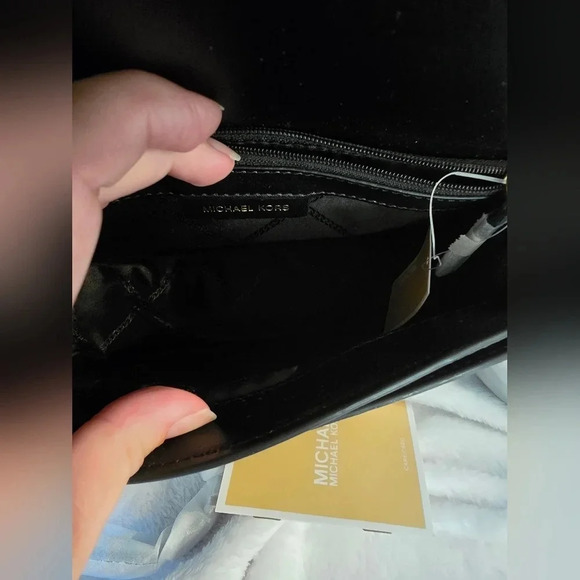 NWT Michael Kors large full flap chain crossbody - Picture 3 of 13